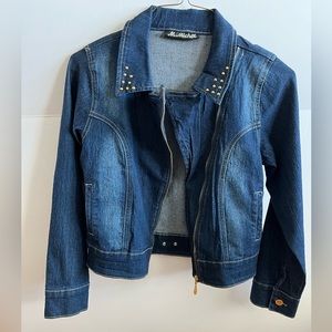Women’s Jean jacket, side pockets, zippered front, brass button trim, M. Michel